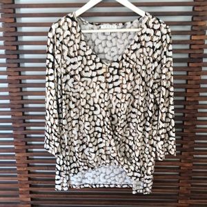 Chaus top